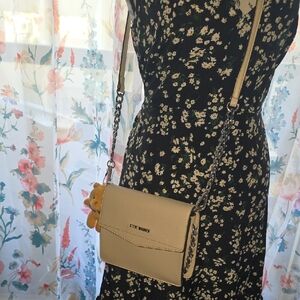 STEVE MADDEN Two Ways  Cream Crossbody Or  Beltbag